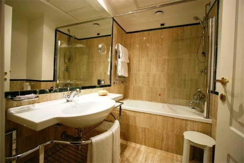 Hotel Ateneo Garden Palace Rom