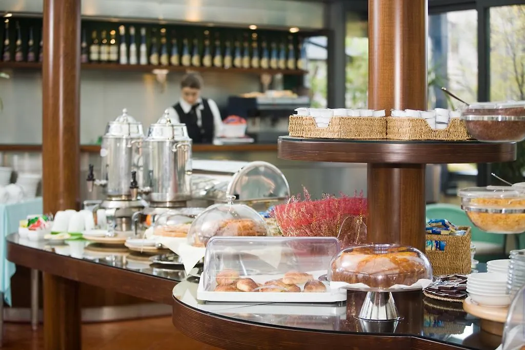 **** Hotel Ateneo Garden Palace Rom Italien