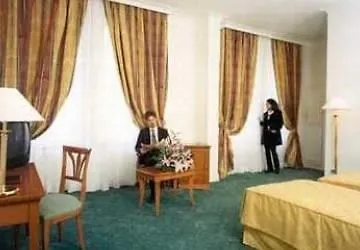 **** Hotel Ateneo Garden Palace Rom Italien